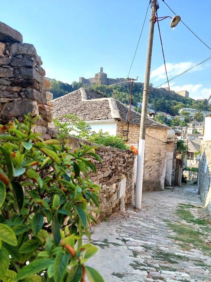 Grandpa'S Home Gjirokaster Exterior photo